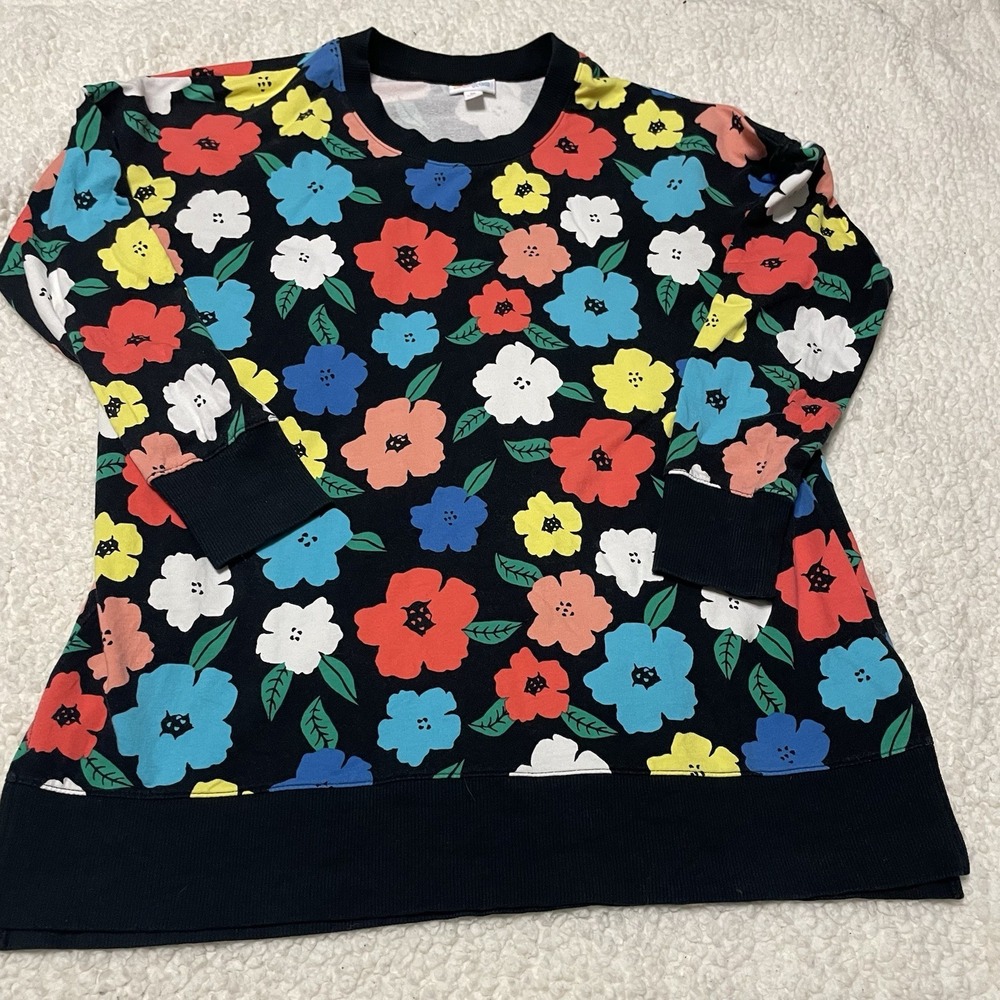 LuLaRoe M Hannah Crewneck Sweatshirt - Black Base w/ Multicolored‎ Floral Print